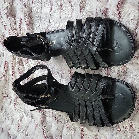 Born Shoes - Børn Black Leather Thong Flip Flop Gladiator Strappy Sandals Women’s Size 11
